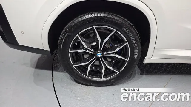 BMW X4 xDrive20i M Sport — Фото автомобиля 5