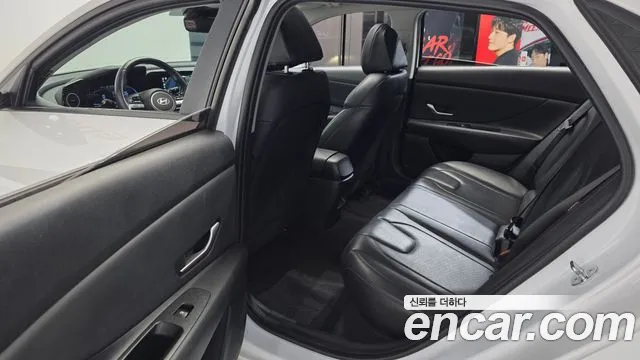 Hyundai AVANTE Новый Avante (CN7) — Фото автомобиля 26