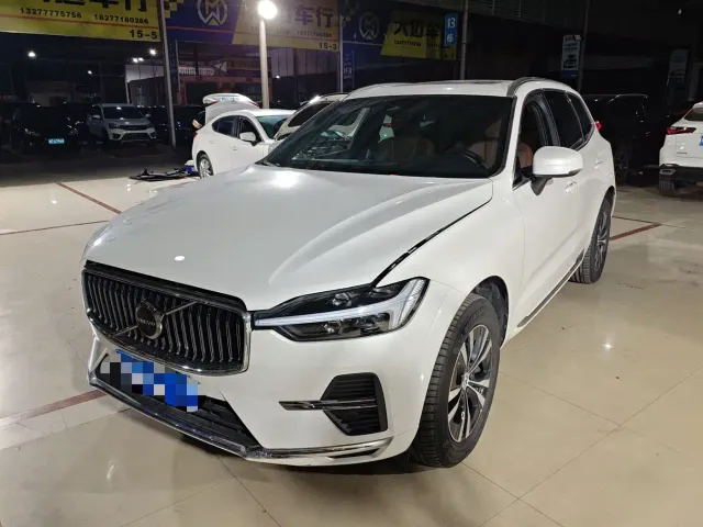 Фотография автомобиля — Volvo XC60