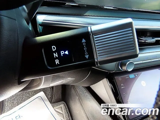 Hyundai Grandeur GN7 — Фото автомобиля 12