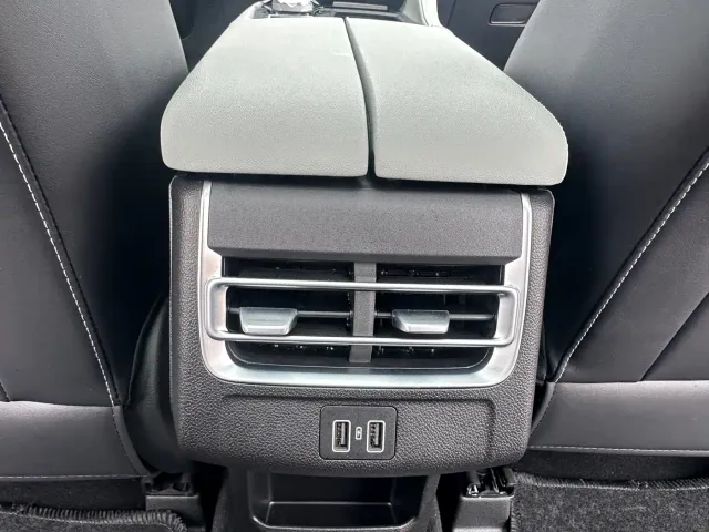 Changan CS75 Plus — Фото автомобиля 11
