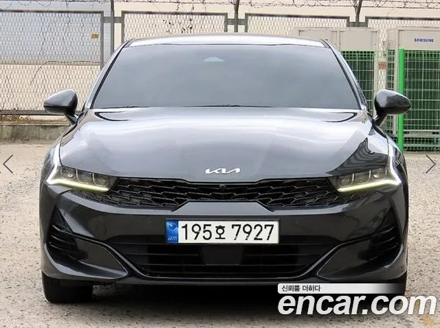 Фотография автомобиля — Kia K5 Generation 3