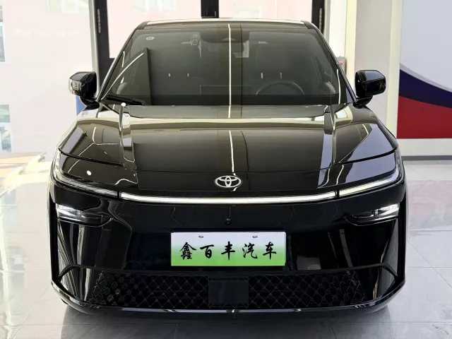 Toyota BoZhi 3X — Фото автомобиля 2