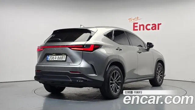 Lexus NX NX450h+ 2nd Gen — Фото автомобиля 2
