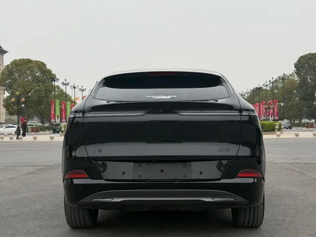 Xpeng G6 — Фото автомобиля 5