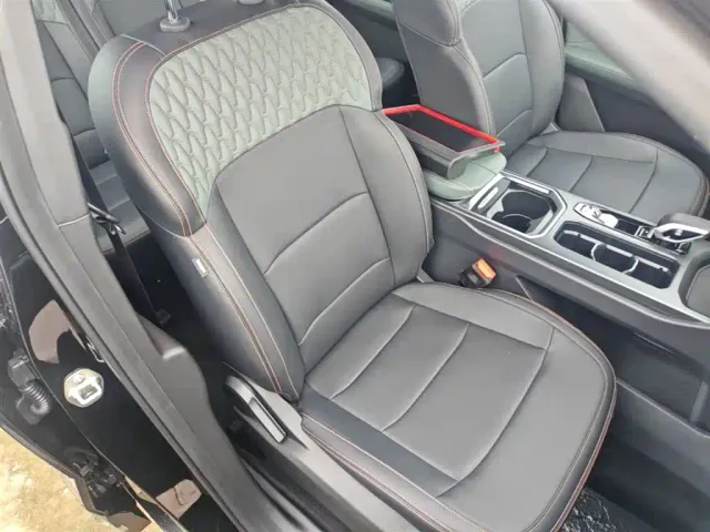 Geely Haoyue L — Фото автомобиля 24