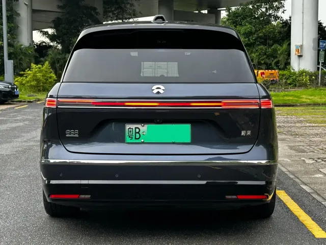 Nio ES8 — Фото автомобиля 4