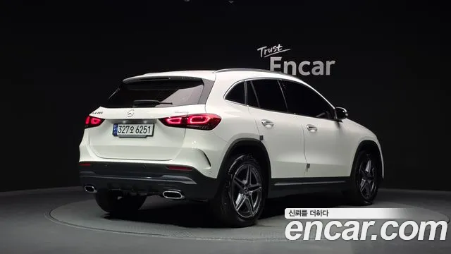 Mercedes-Benz GLA-Class — Фото автомобиля 2