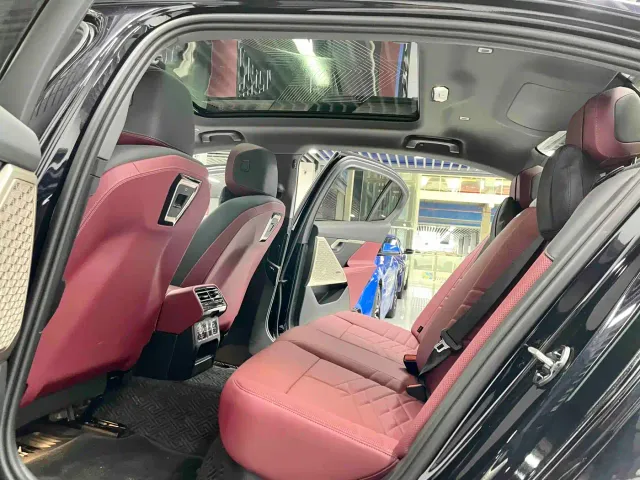 BMW 5 Series — Фото автомобиля 6