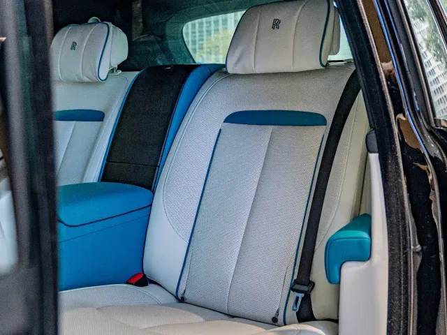 Rolls-Royce Cullinan — Фото автомобиля 11