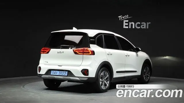 Kia Niro Niro Plus Earth — Фото автомобиля 2