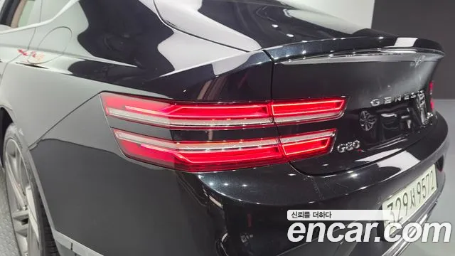 Genesis G80 RG3 — Фото автомобиля 8