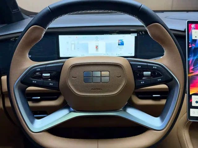 Geely Galaxy L7 — Фото автомобиля 11
