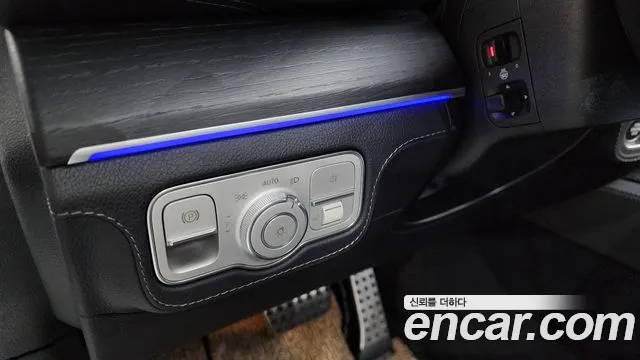 Mercedes-Benz GLS-Class — Фото автомобиля 30