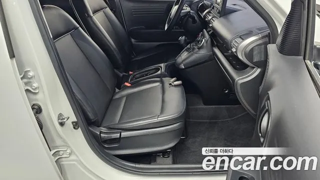 Hyundai Casper — Фото автомобиля 16