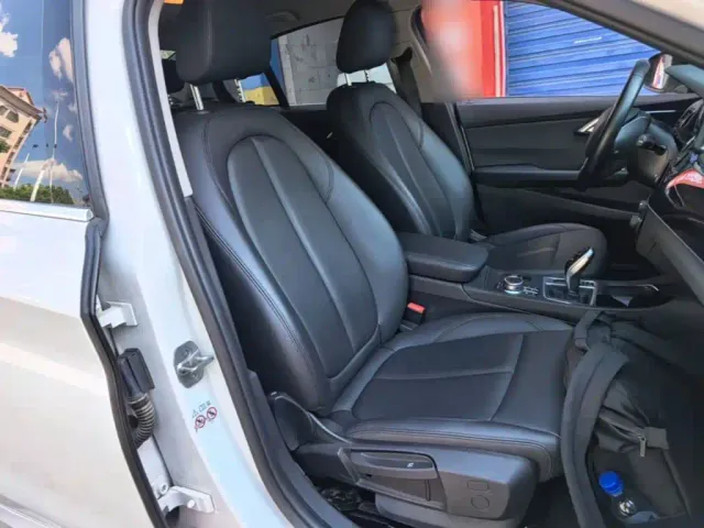 BMW 1 Series — Фото автомобиля 24