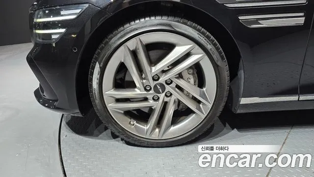 Genesis G80 Бензин 2.5 турбо AWD — Фото автомобиля 5