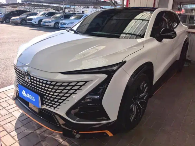 Фотография автомобиля — Changan UNI-T