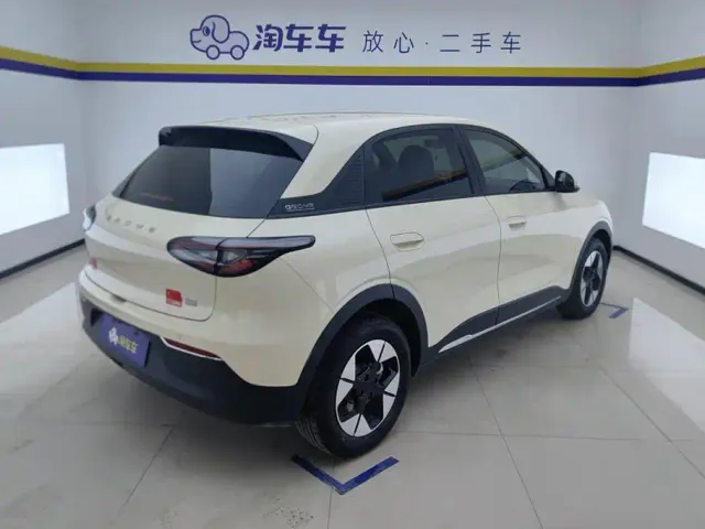 Geely Starry Wish — Фото автомобиля 3