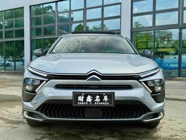 Citroen C5 X — Фото автомобиля 2