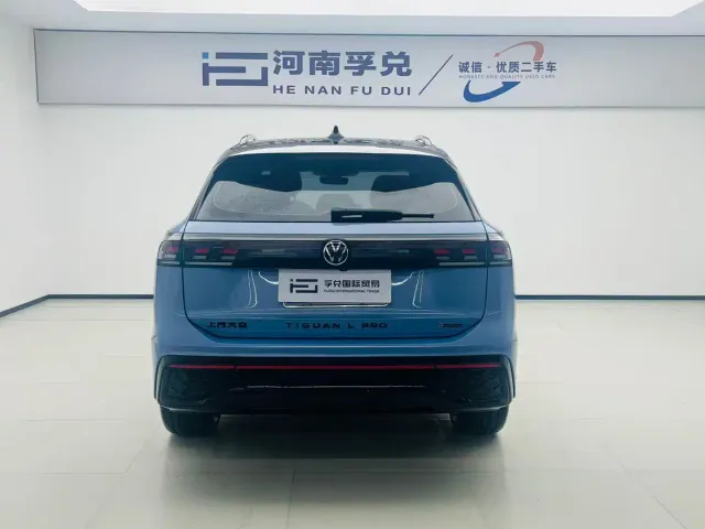 Volkswagen Tiguan L — Фото автомобиля 5