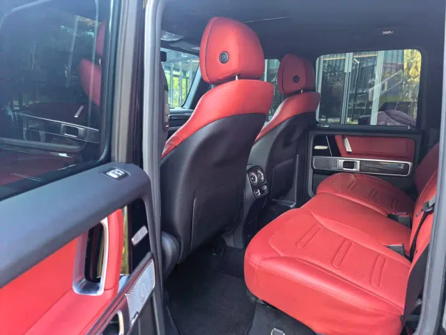 Mercedes-Benz G-Class — Фото автомобиля 11
