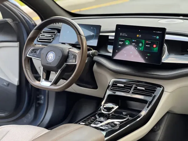 BYD Qin PLUS — Фото автомобиля 11