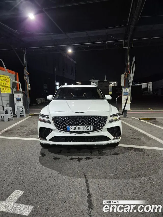 Genesis GV80 — Фото автомобиля 3