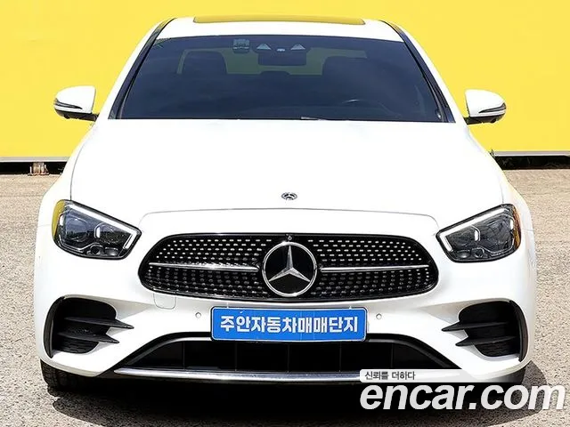 Фотография автомобиля — Mercedes-Benz E-Class W213