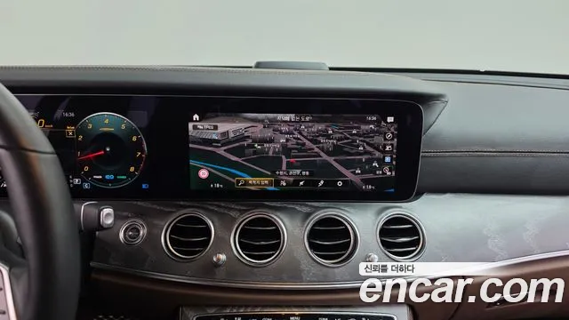 Mercedes-Benz E-Class E-класс W213 E350 4MATIC Exclusive — Фото автомобиля 12