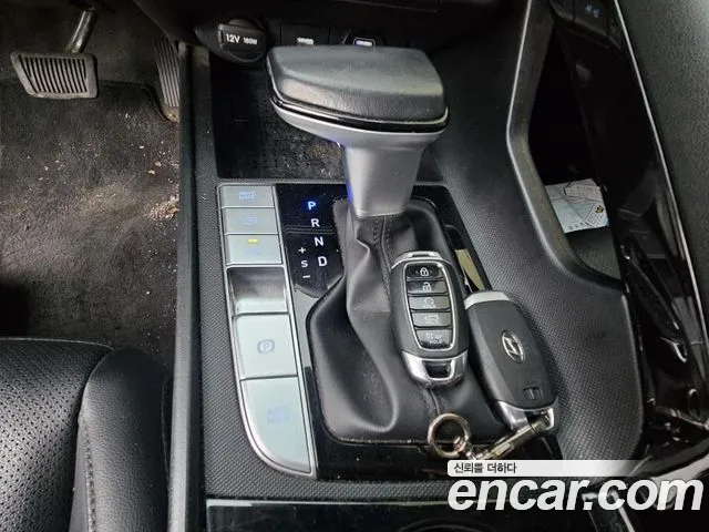 Hyundai Avante CN7 — Фото автомобиля 11