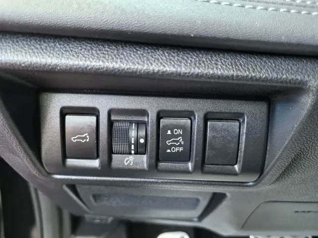 Subaru Outback — Фото автомобиля 9