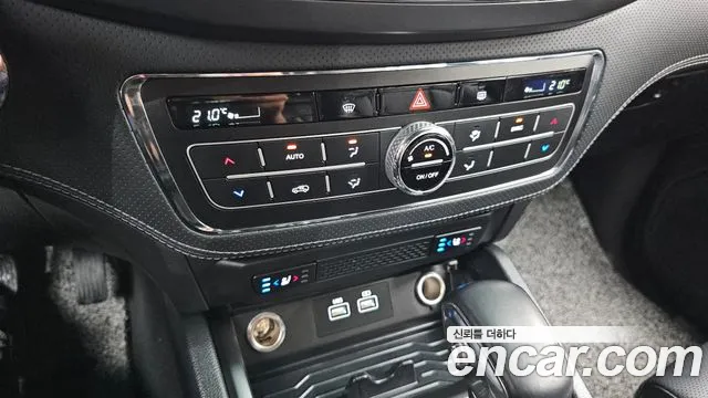 KG_Mobility_Ssangyong Rexton Новый Rexton Sport Дизель 2.2 4WD — Фото автомобиля 30