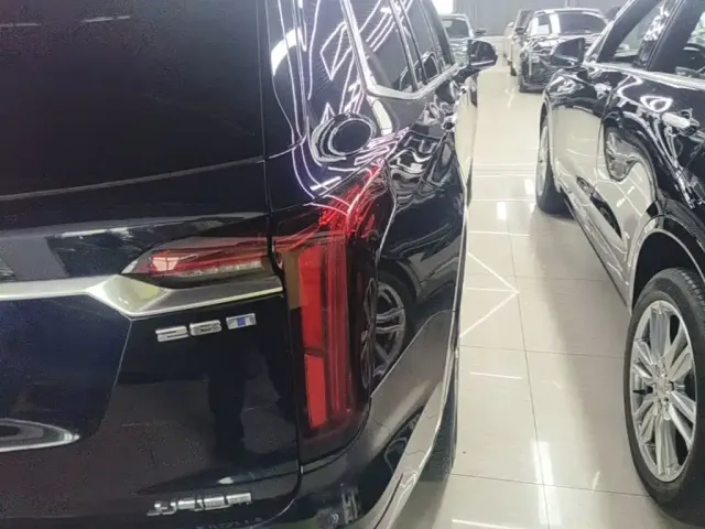 Cadillac XT6 — Фото автомобиля 7