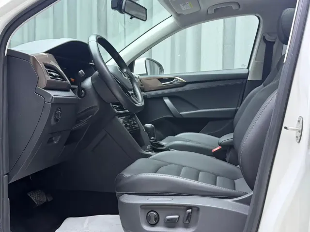 Volkswagen Tharu — Фото автомобиля 15