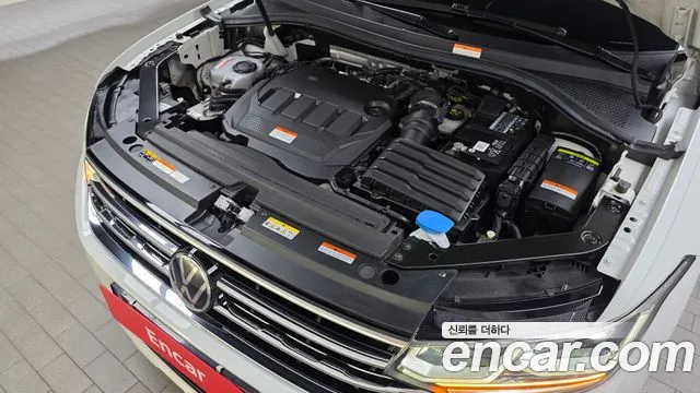 Volkswagen Tiguan Tiguan 2 поколение 2.0 TDI Premium — Фото автомобиля 6