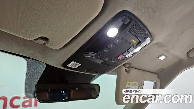 Kia Canival Carnival 4 поколение Бензин 9 мест Signature — Фото автомобиля 18