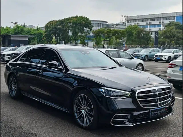 Mercedes-Benz S-Class — Фото автомобиля 3