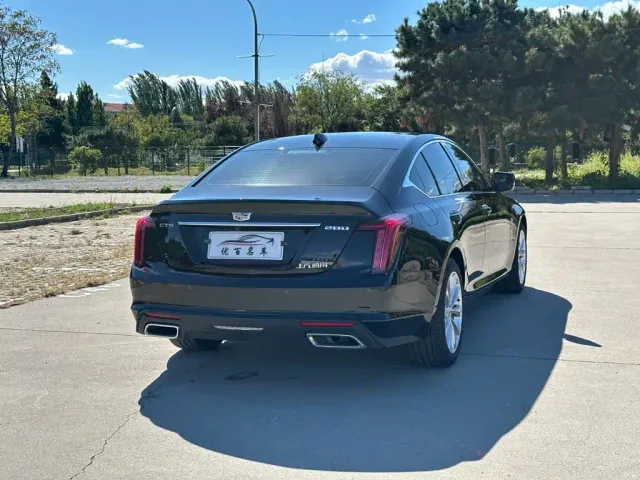 Cadillac CT5 — Фото автомобиля 6
