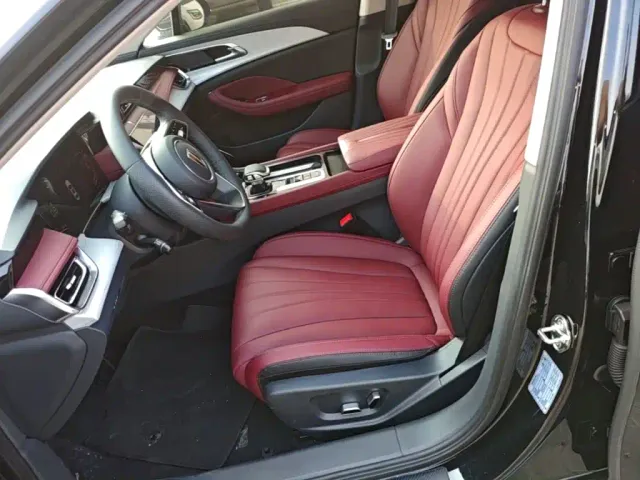 Hongqi H5 — Фото автомобиля 14