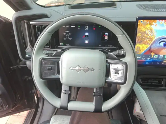 BYD FangChengBao Leopard 5 — Фото автомобиля 15