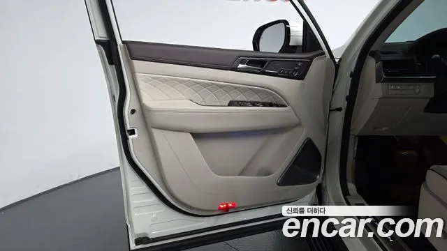 KGM Rexton New — Фото автомобиля 13