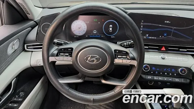 Hyundai AVANTE Avante (CN7) — Фото автомобиля 13