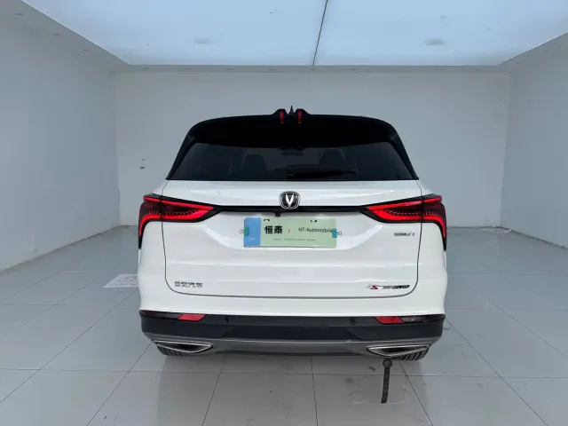 Changan CS75 Plus — Фото автомобиля 9