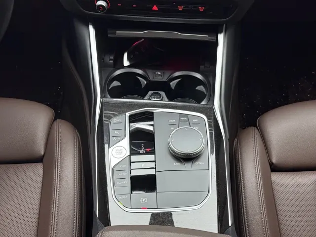 BMW 3 Series — Фото автомобиля 12