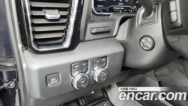 GMC Sierra — Фото автомобиля 12