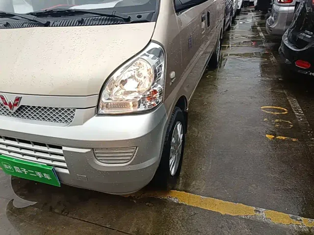 Wuling Rongguang — Фото автомобиля 23