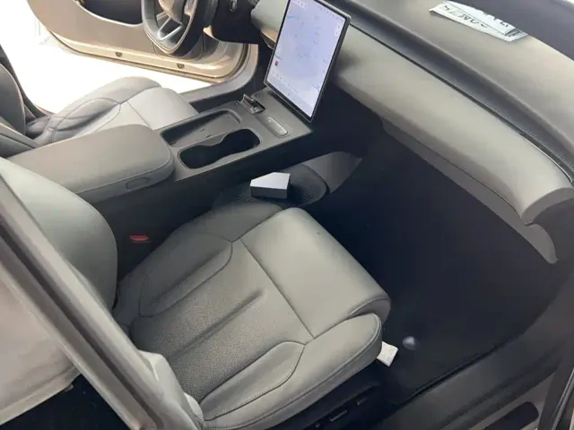 Nio ET5 Touring — Фото автомобиля 20