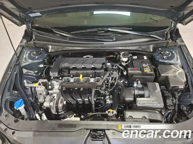 Hyundai Avante CN7 — Фото автомобиля 20