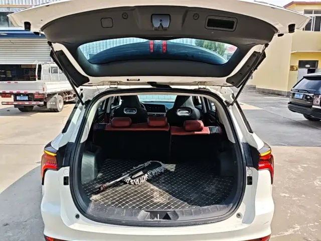 Changan CS75 Plus — Фото автомобиля 18